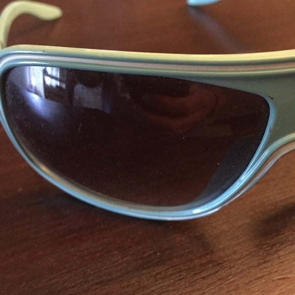 😎 🕶 Blue Sunglasses - Picture 7 of 8